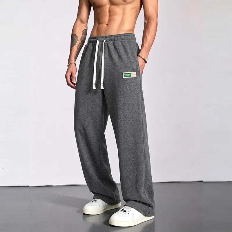 Men’s holiday wide-leg solid sweatpants with label patch decoration for all seasons and everyday wear