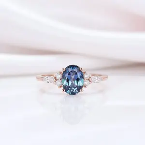 Vintage 14k Rose Gold 1.5 Ct Oval Cut Alexandrite Engagement Ring