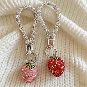 Strawberry Keychain, Mobile Phone Pendant, Women's Crystal Rhinestone Key Chain, Sparkling Bling Charm for Backpacks, Handbags, Car Keys, and Phones