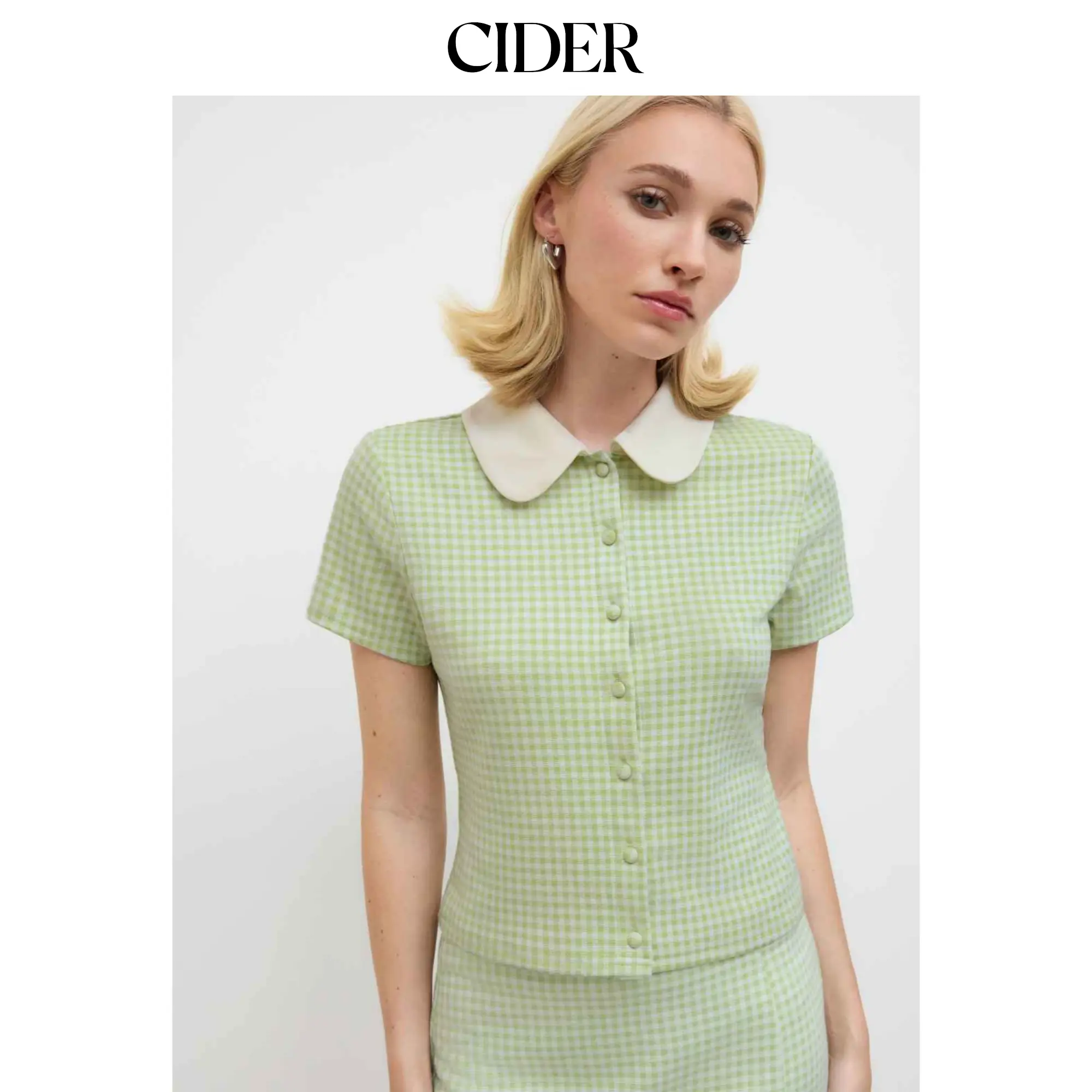 Cider Women's Gingham Print Peter Pan Collar Short-Sleeve Button Collared Top - Preppy Casual Women's Clothes, Shortsleeve, Plaid