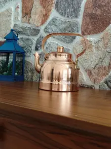 Solid Copper Teapot 1.300 Liters Handmade Stovetop Kettle with Copper Handle and No Lacquered Finish for Induction Cookers
