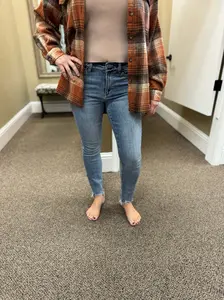 Taytum Judy Blue Mid Rise Jeans