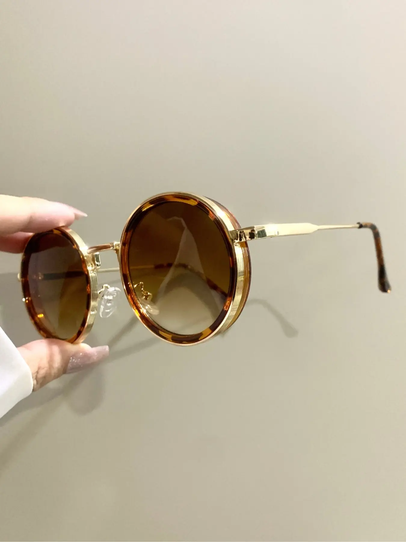 Vintage Round Metal Frame Glasses, Fashionable Unisex Eyewear, Retro Style Decorative Eyeglasses for Men & Women, Trendy Beach Eyewear, Stylish Glasses