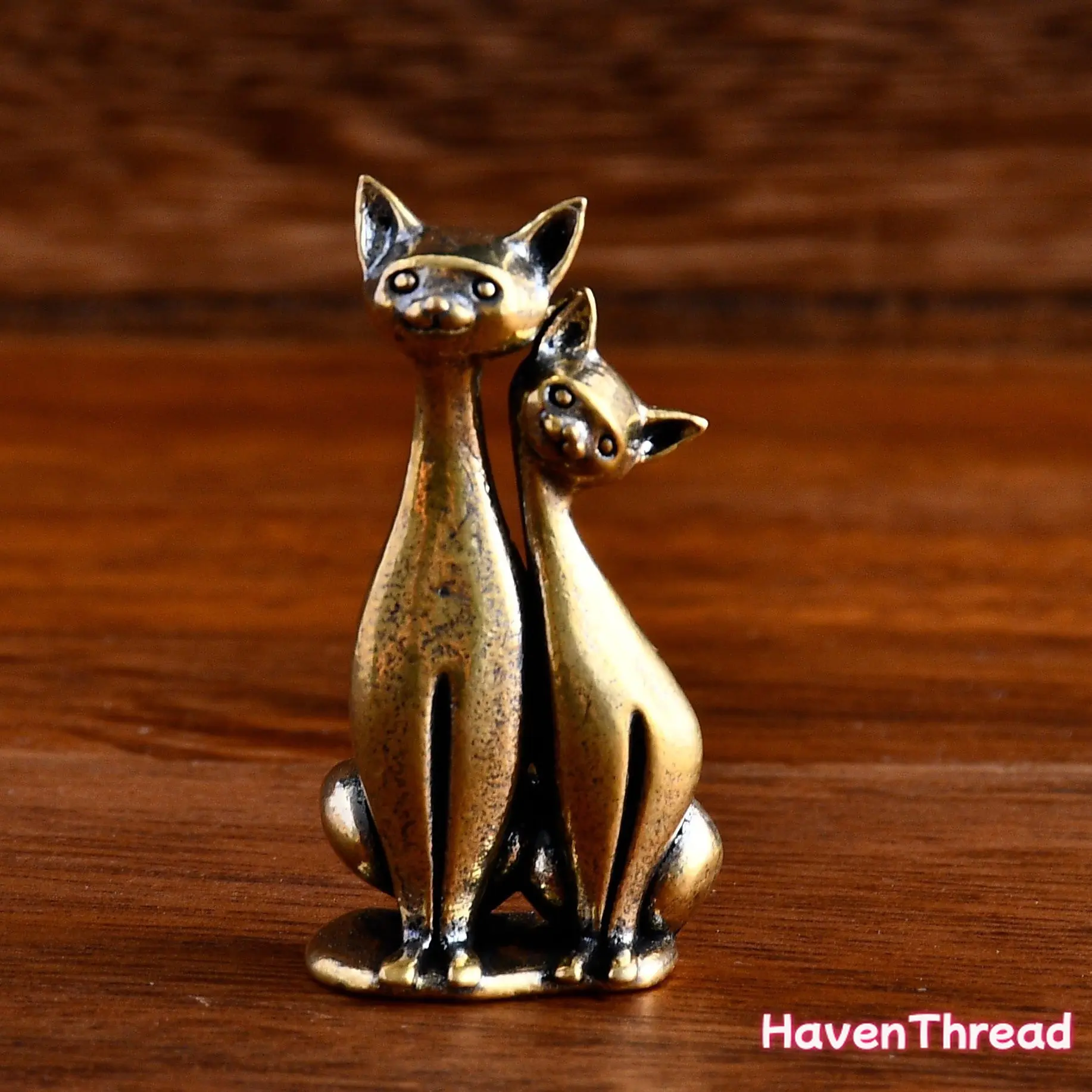 Vintage Brass Entwined Cat Figurine - Home Office Desk Decor, Decorative Accents Figurines, Long-Lasting Cat Statue for Bookshelf Display, Gift-Worthy Home Decor Ornament, Antique Figurines