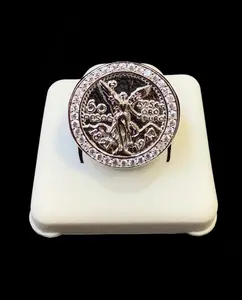 Ali Jewelers Centenario Ring - 7.1g Classic Unisex Silver Costume Jewelry with Sparkling Stones for Everyday Wear