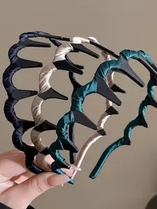 Women's Anti-Slip Hair Clips Set, 3-Piece Fashion Hair Accessories, Stylish Design for Daily Use & Special Occasions