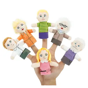 Finger Puppet Family Finger Puppet,6pcs Cute Puppet Mini Plush Toys Teaching Show,Soft Puppet for Kids Family Members Role Playing Birthday Party (EA Style)
