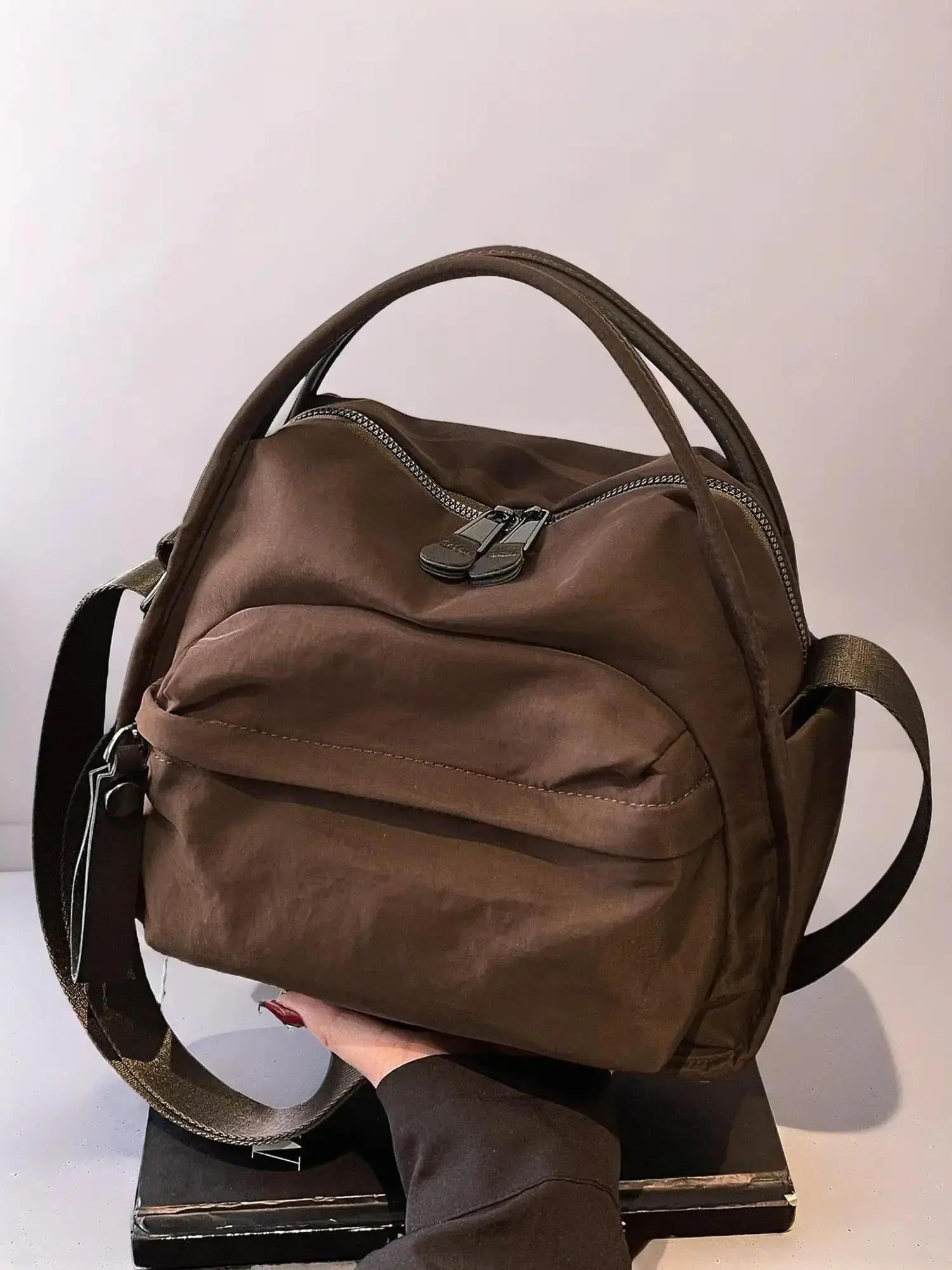 Women's Elegant Solid Color Trendy Shoulder Bag, Fashionable Minimalist Crossbody Bag, Exquisite Niche Personalized Bag for Daily Commuting, Shopping,