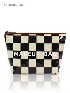 1pc Black & White Checkered Makeup Bag, Waterproof Large Capacity Cosmetic Pouch, Cosmetic Bags, Multi-Function Portable Travel Bag for Lipsticks, Brushes, Skincare, Fashionable & Durable, Perfect for Travel, Daily Use & Gift for Mom, Girlfriend, Friend
