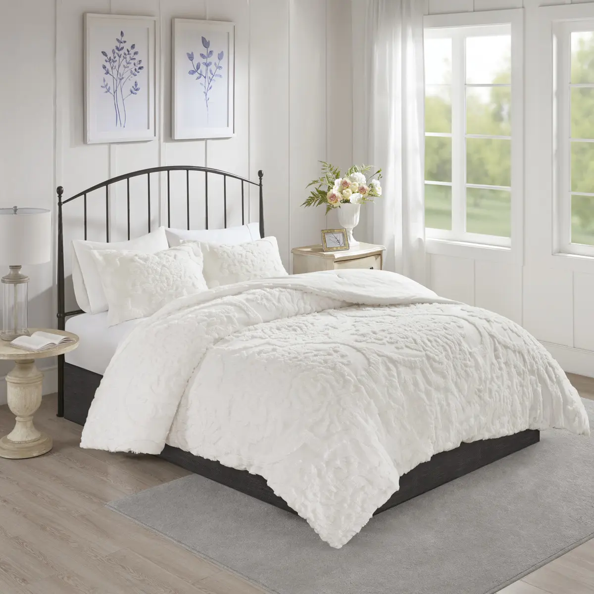 Tufted Cotton Chenille Damask Comforter Set, Off-White, King/Cal King, 3 Pieces with Pillow Shams, Soft Textured Bedding for Bedroom or Guest Room