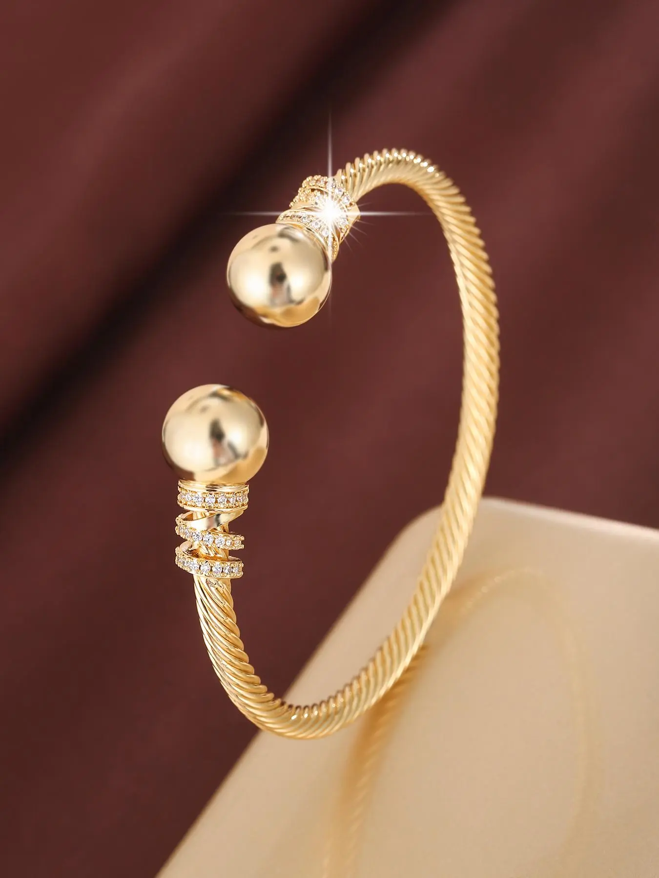 Women's Elegant Rhinestone Decorated Cuff Bangle, Exquisite Trendy Bangle for Women & Girls, Fashionable Jewelry for Daily & Party Decoration, Rhinestone Decor Bangles, Fashionable Creative Bangle, Pretty Bracelet, Bangle Bracelets