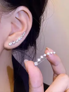 Asymmetrical Seven Crystal Arc Ear Clips, Unique Elegant Jewelry Design, Stylish Accessory for Women, Perfect for Any Occasion