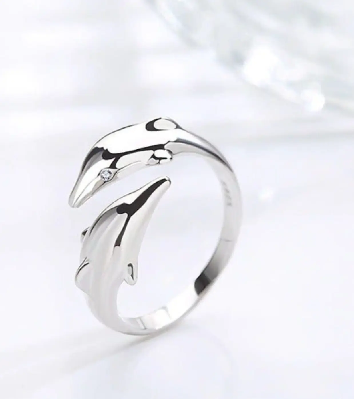 R244- 925 Sterling Silver Dolphin Ring!