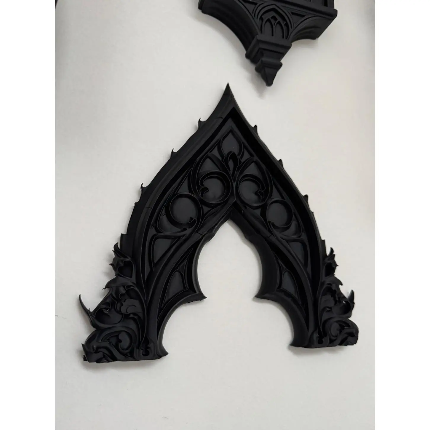 Small Medieval Arch Wall Display – Handmade Gothic Wall Decor