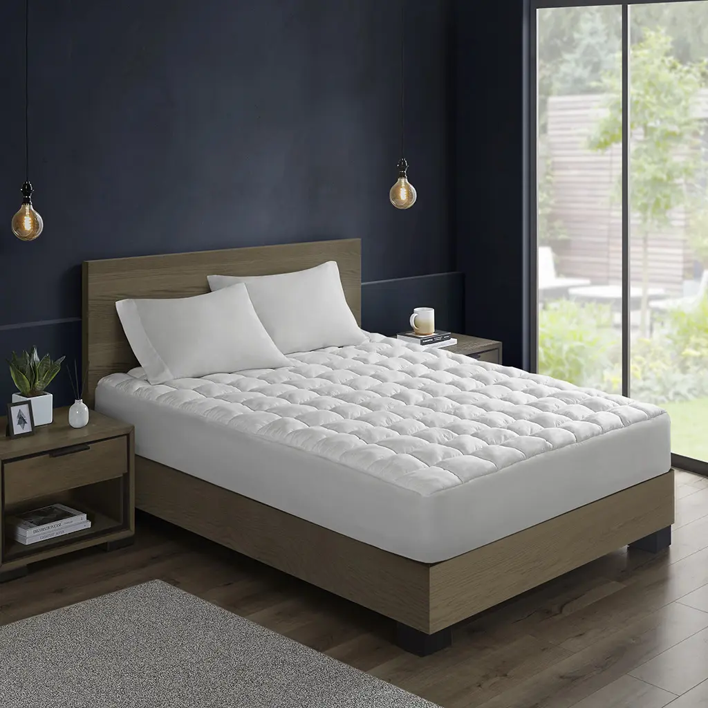 Intelligent Design Queen Size Mattress Topper - ID16-2318 60x80x0.8 in. Dream Puff Overfilled Down Alternative Mattress Pad, White, Mattress Toppers