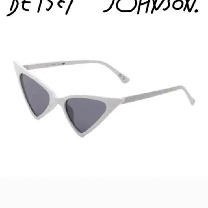 Betsey Johnson Future Play Cat Eye White Retro Dainty Sunglasses Amazon.com: Betsey Johnson Women main image 2