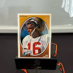 1991 Upper Deck - Football Heroes Joe Montana #5 Joe Montana sports trading cards