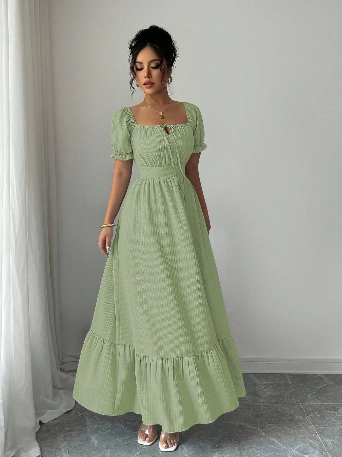 Elegant French Waist Cinched Women Dress, Light Blue Bubble Sleeves, Wooden Trim, A-Line Skirt, Casual Commuter Summer Vacation Wear, Womenswear