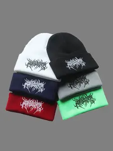 Unisex Devil Wings Bat Line Embroidered Knit Hat, Outdoor Cycling Pullover Beanie Fitted, Streetwear Hip Hop Cap for Men & Women