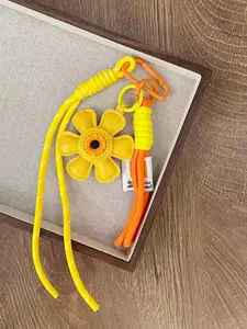 1 pcs Korean Sunflower Keychain, Braided Rope Bag Charm, Cute Flower Pendant, Girl Heart Accessory, Style Flower Bag Charm, Unique Design Gift