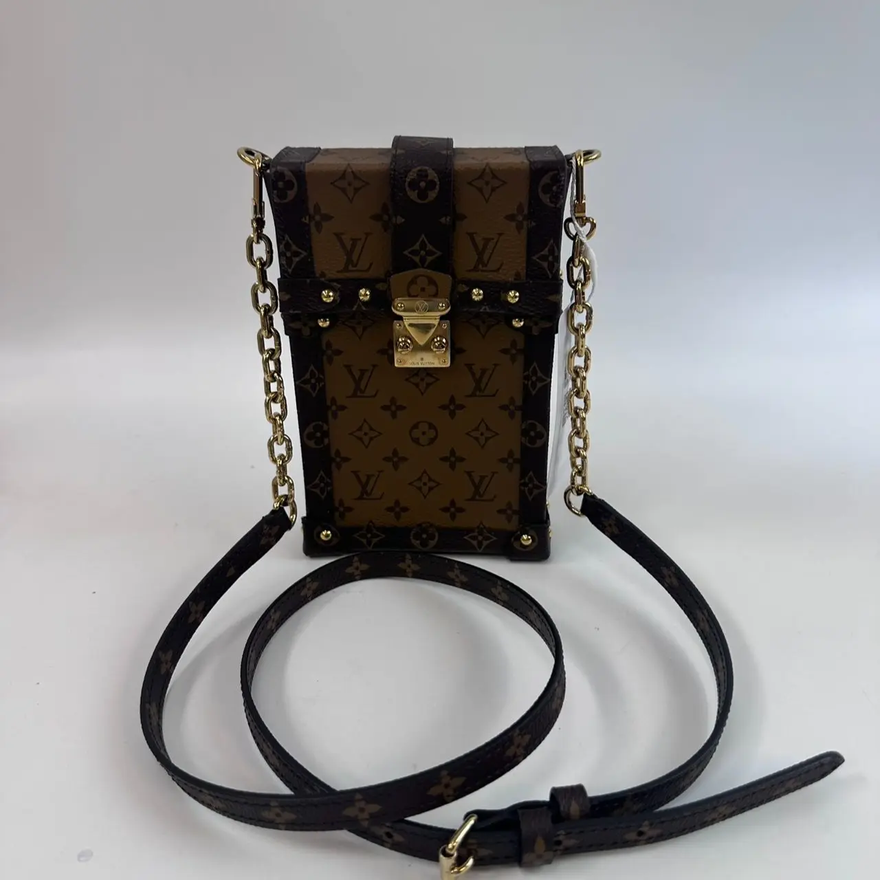Pre-owned Louis Vuitton canvas Crossbody bags Petite Malle Vertical Monogram Phone Box Bag Trunk 【BF 12Z】XP02452