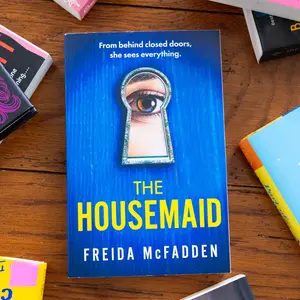 The Housemaid by Freida McFadden | Psychological Thriller Novel | Suspenseful Domestic Fiction Book | Dark Secrets & Twists | Bestselling Crime Mystery | Paperback English Book