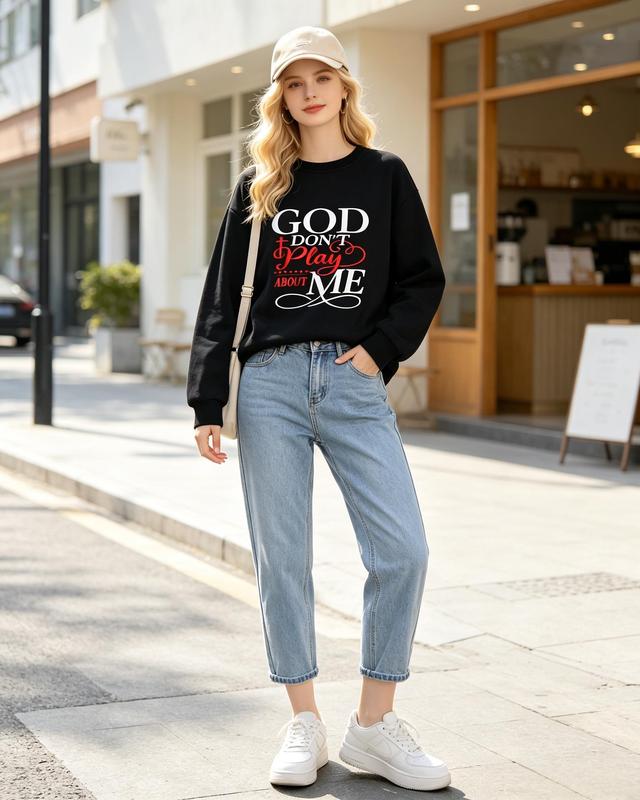 Women's Faith Religious Quote Graphic Print Crewneck Sweatshirt - Long Sleeve, Fitted Cut, Medium Length, Comfortable Everyday Fall Casual Pullover, Tops for Women