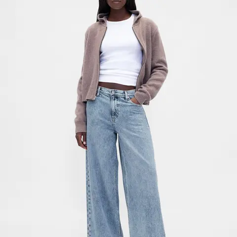 Gap Women's Mid Rise UltraSoft Baggy Jeans