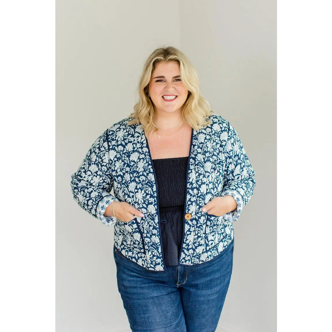 The Emily *Reversible* Quilted Jacket in French Navy Womenswear Coats