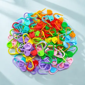 Reusable Crochet Stitch Markers Locking Anti-Slip Colorful DIY Knitting Accessories for Secure Row Counting and Pattern Tracking Multi-Pack