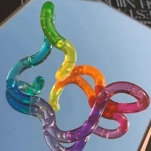 Thermochromic Deformable Knot Rope Pink To Purple Heat-Activated Color Changing Rainbow Transparent Design Portable Stress Relief Anti-Anxiety Sensory Fidget Accessories For Adults Men Women Office Desk Travel Daily Calming