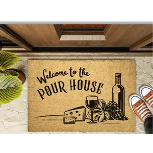 Welcome To The Pour House Funny Doormat Diatom mud Non Slip Dirt Trapper Shoe Scraper Mat Indoor Outdoor Front Door Entryway Porch Rug Rustic Home Bar Decor Novelty Wine Lover Housewarming Gift