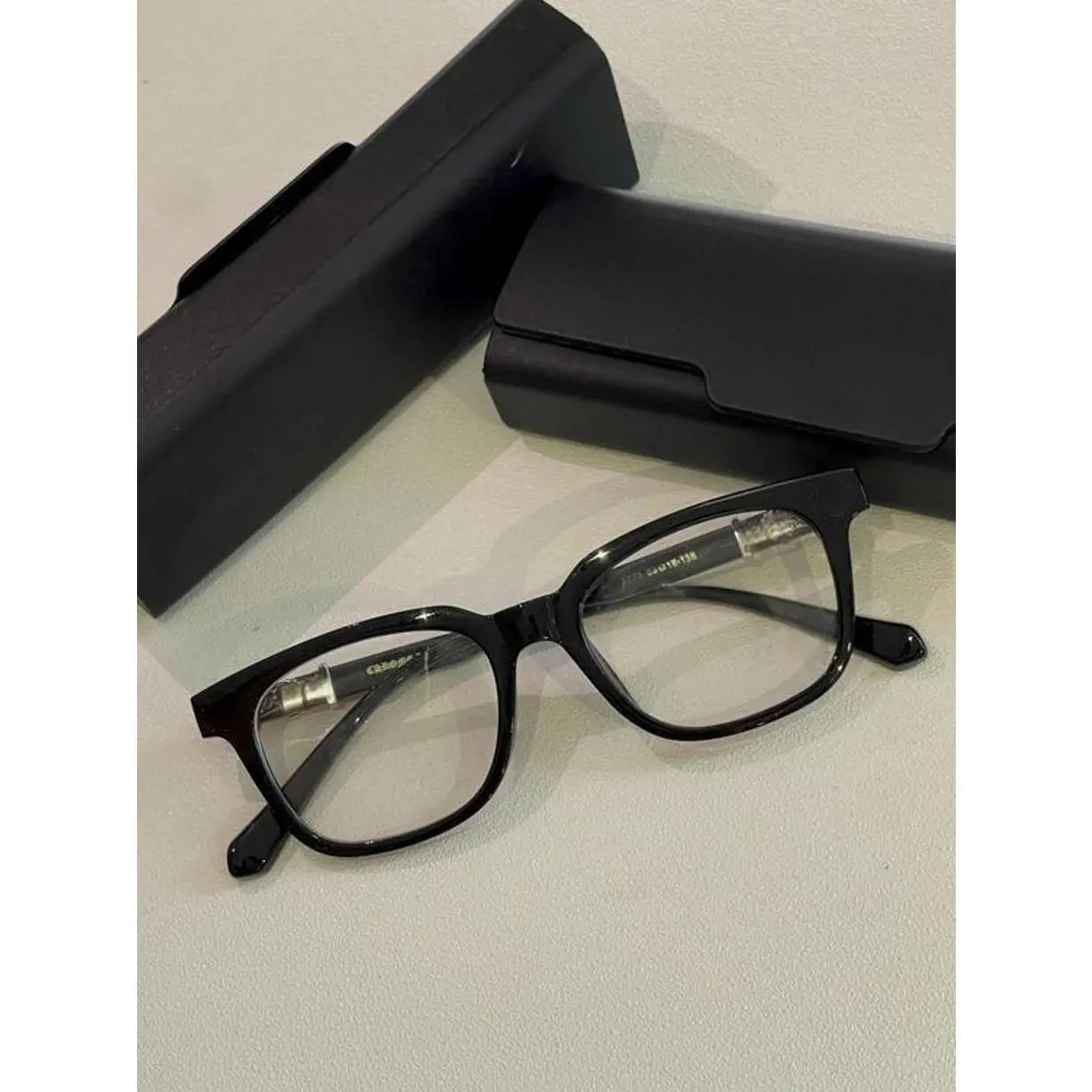 Square Eyeglasses Frame – Black & White Full-Rim Design | Unisex Fashion Accessory for Daily Wear or Gift Hot lightweight Eyewear