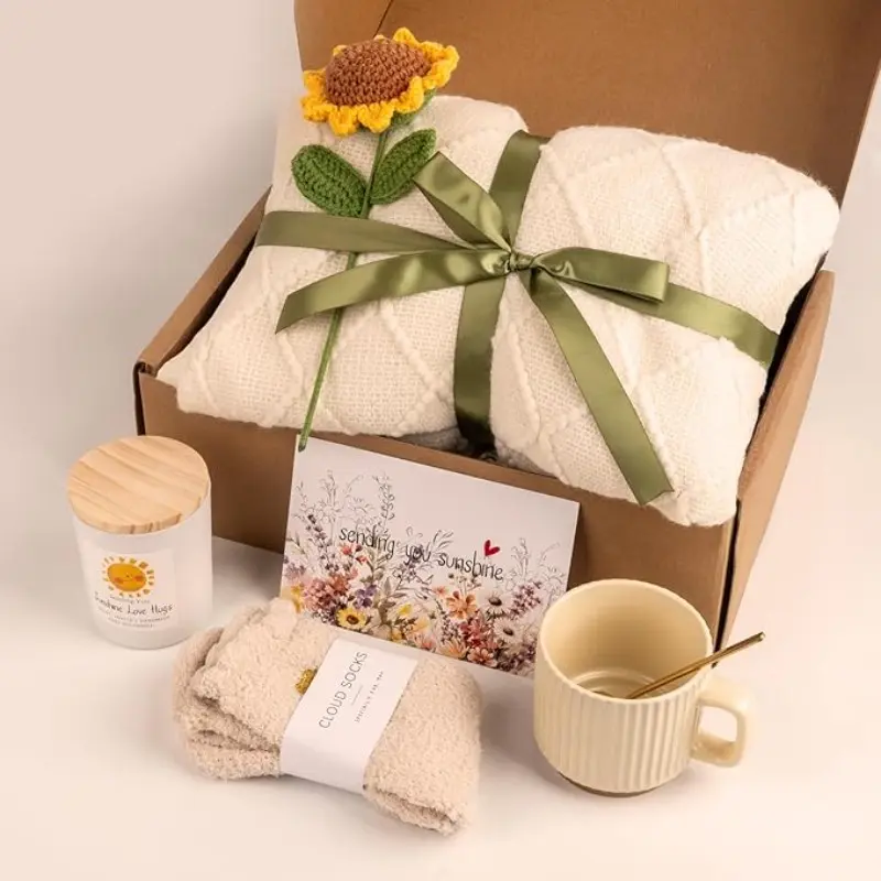 Sunflower Gift Set, Carpet towels, Cups, Aromatherapy Candles, Socks，Unique Women's Gift Basket, Best Friend Birthday Gift, Mom and Wife Present, Mother's Day Box Gift, Relaxing Gift Box, Relaxing Gifts Basket