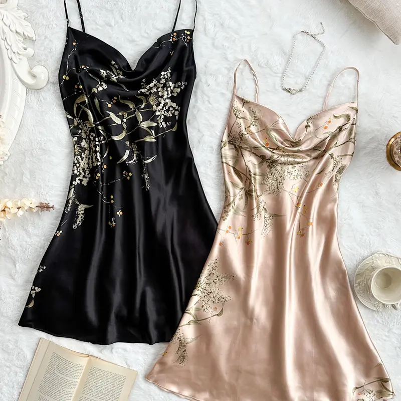Women's Sexy Silk Floral Print Spaghetti Strap Sleeveless Sleepwear Loungewear Set, 2-Piece Fashionable Nightgown & Robe, Soft Comfortable Design for Women, Ideal Gift for Her