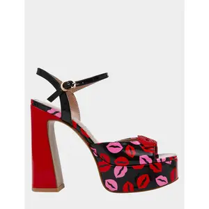 Betsey Johnson ALLYSON MULTI LIPS