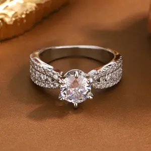 Women's Luxury Crystal Solitaire Ring - Round-Cut Artificial Gemstone Engagement Ring with Pavé Band, Elegant Promise Jewelry for Wedding Anniversary, Birthday Gift