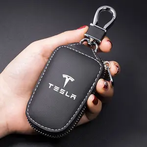 D-Type Leather Keychain Zipper Pouch with Metal Hook, Suitable for Tesla Model 3 X S Y, Car Accessories, Stylish and Practical