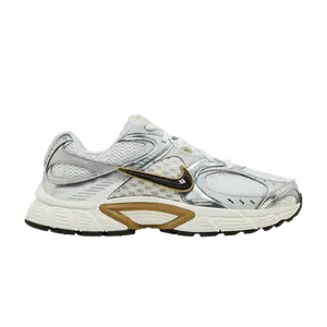 Nike V5 RNR 'Parachute Beige Metallic Pewter'