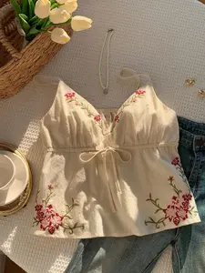 Women's Belted Embroidered Strapless Top, Adjustable Elastic Design, Comfortable French Style Blouse, Ideal for Daily Commute and Beachwear