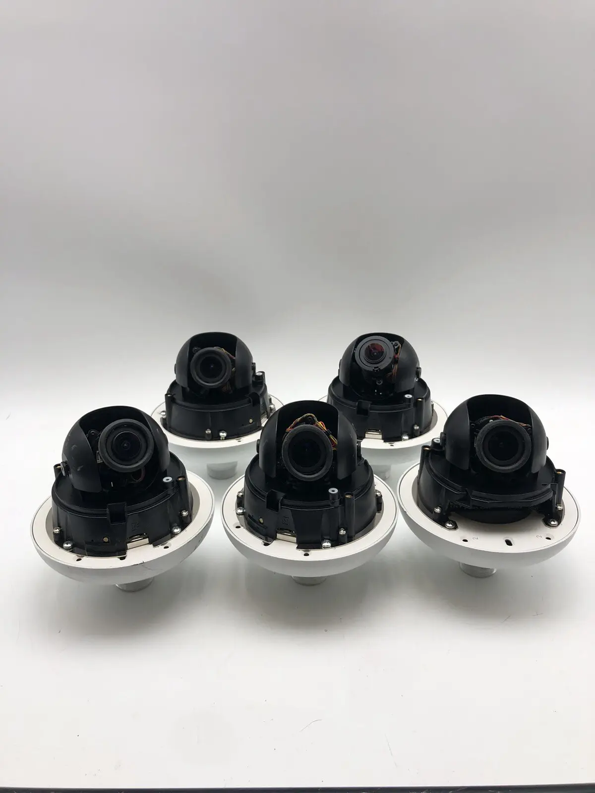 Bosch FLEXIDOME Dome Security Cameras NIN-50022-A Set Of 5 For Parts With 2 Dome