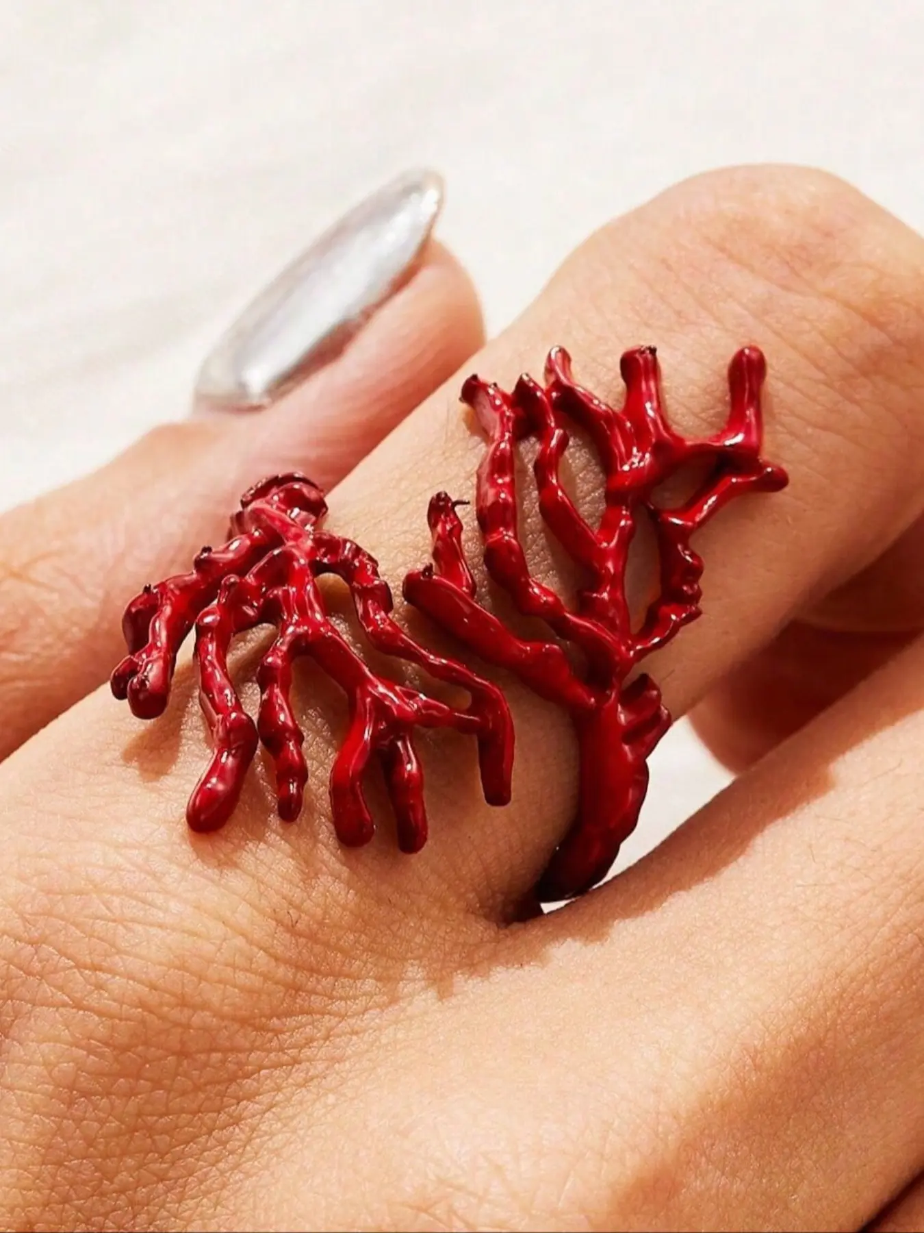 Fashion Asymmetric Coral Ring, Unique Jewelry for Trendsetters, Eye-Catching Accessory for Any Occasion, Stylish Design, Asymmetrical Rings