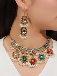 Luxury European Retro Pearl Tassel Necklace and Earrings Set, Exaggerated Crystal Jewelry for Elegant Look, Women’s Glamorous Accessories