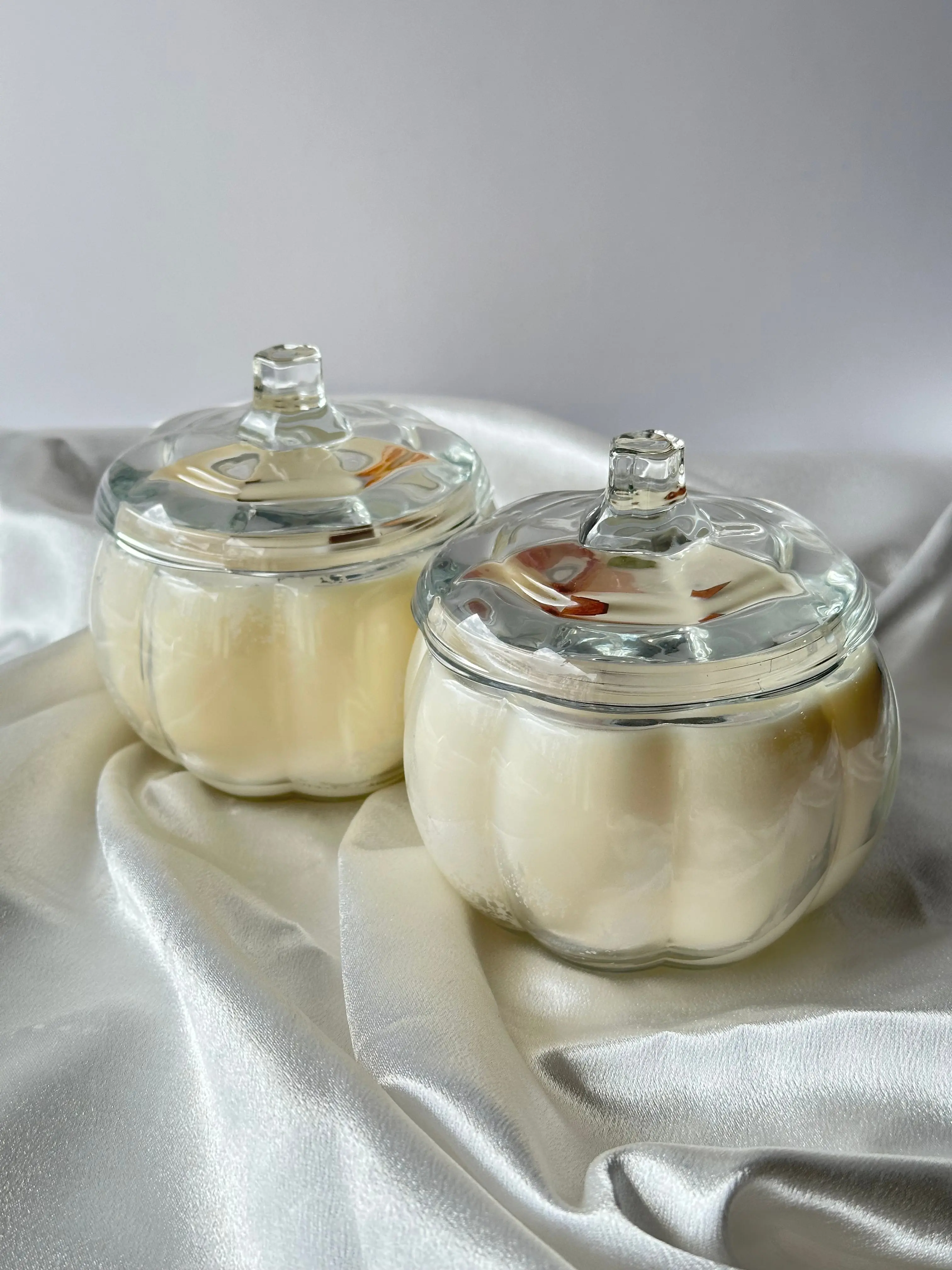 16oz Plant-Based Wax Pumpkin Shape Glass Wax Candle - Cozy Coconut Aroma, Cinnamon Chai Scent Option, +50 Hours Burn Time, Home Decoration Supply
