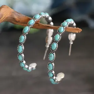 A Pair Of Vintage Western Style Turquoise Large Circular C-shaped Turquoise Ladies' Fashionable Circular Earrings
