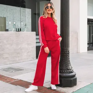 Dear-Lover Varsity Striped Detail Crewneck Pullover and Elastic Waist Loose Sweatpants Outfit, Colorblock Stripe 2Pcs Sweatsuit Casual Womenswear Sporty