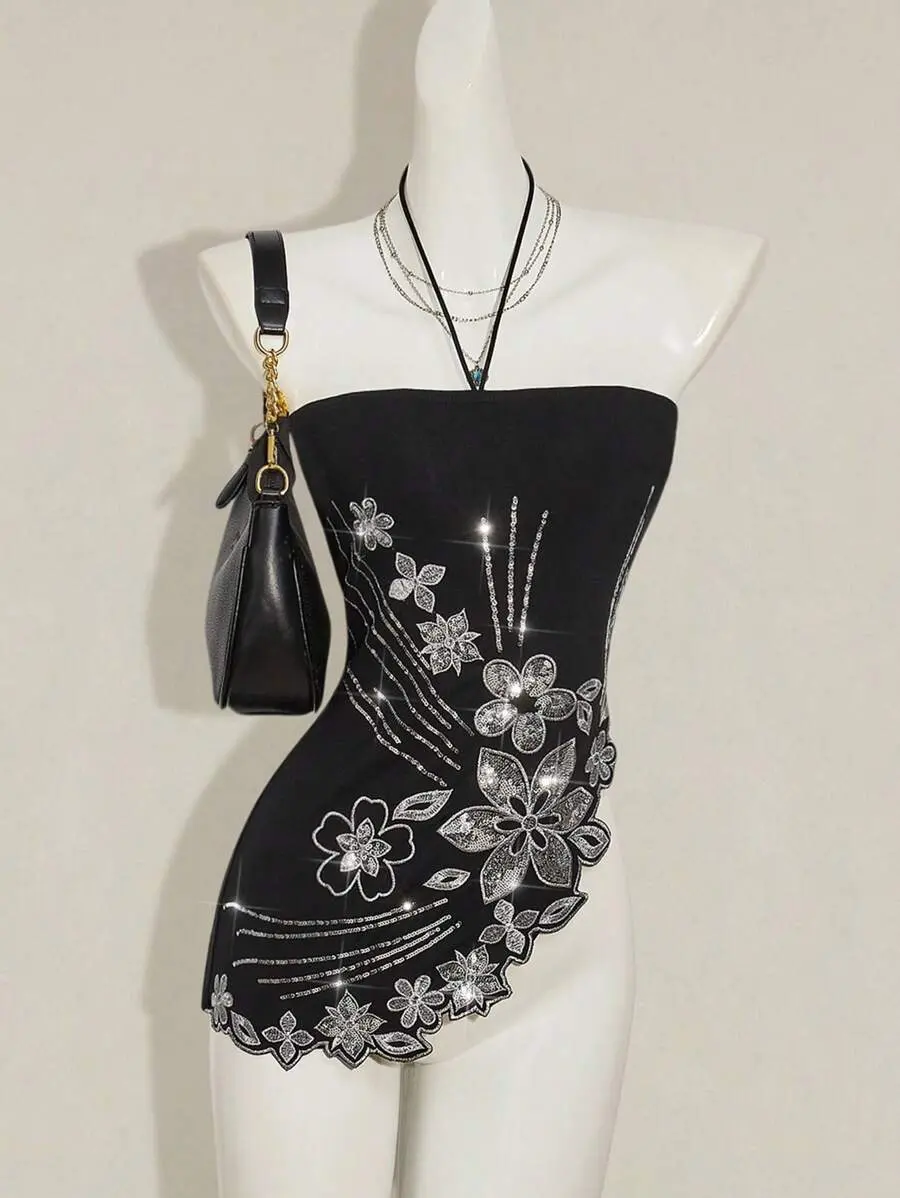 SHANIAH Women's Black Asymmetrical Knitted Bandeau Top With Sparkly Floral Design. A Casual Regular Length Strapless Blouse For Everyday Style.