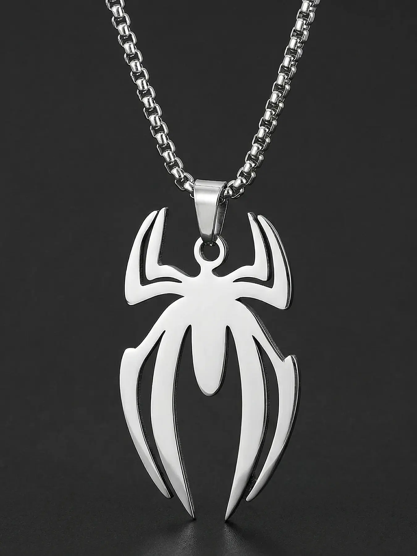 Stainless Steel Spider Pendant Necklace, Polished Finish, Casual Fashion Hip-Hop Style, Halloween Decoration, Outdoor Party Jewelry, All Seasons Wear, Minimalist Necklace, Versatile Wear