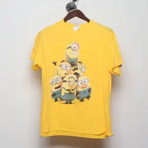 Vintage 2010s Despicable Me "Minions Pile" T-Shirt - S