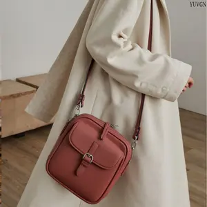 2026 Trendy Vintage Leather Crossbody Bag for Women, Minimalist Square Shoulder Purse with Buckle Detail, Adjustable Strap Casual Sling Bag, Multi-pocket Satchel for Daily Work Travel Dating Weekend Occasions